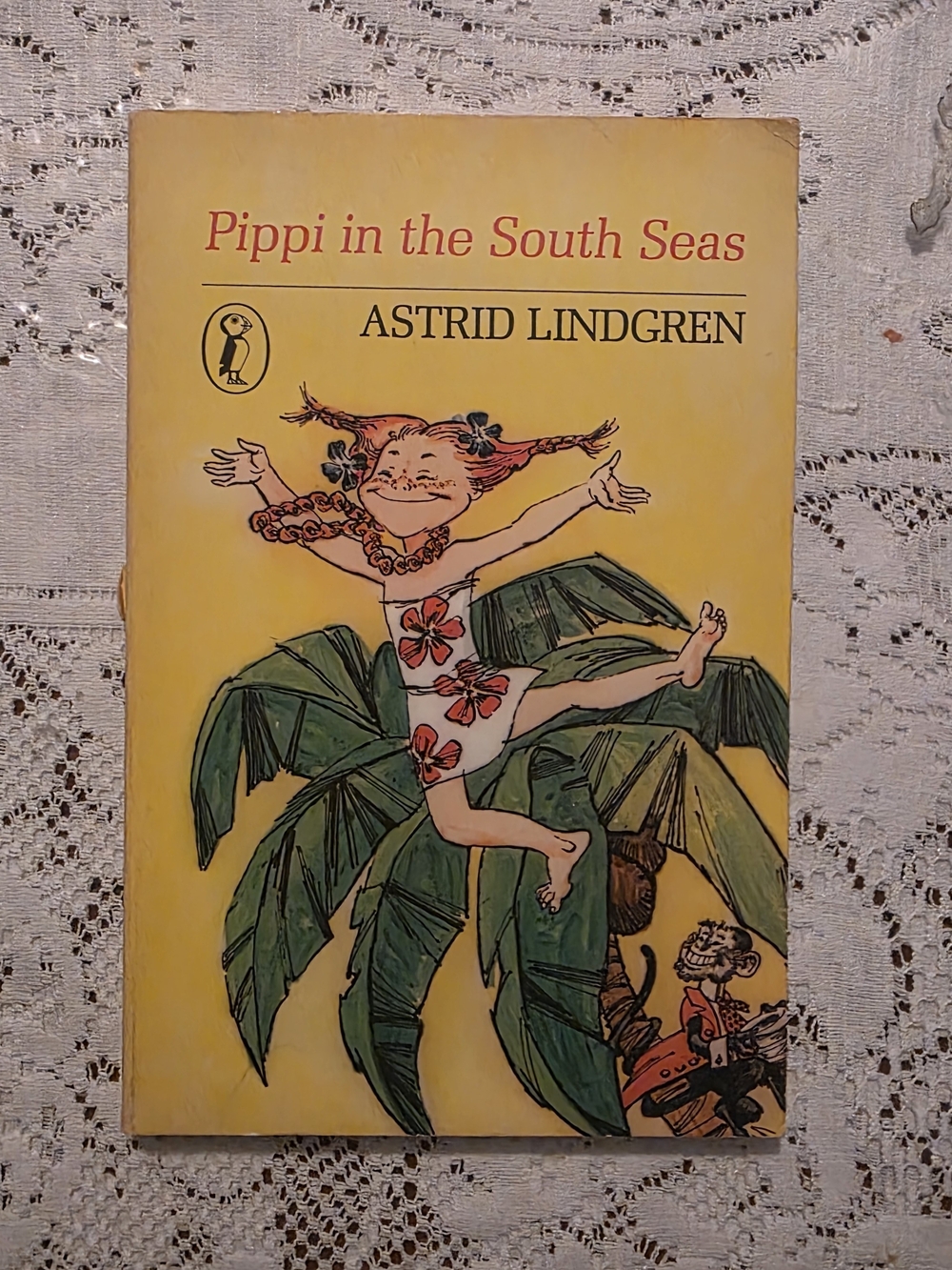 Vintage Pippi in the South Seas by Astrid Lindgren Paperback